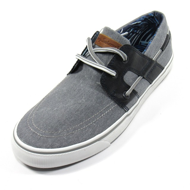 mens size 8 shoe in eu