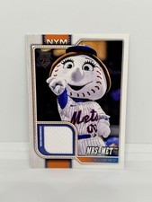 MRS. MET 2026 Topps Celebration Series 1 Game Used Relic Mets #MAS-MRS
