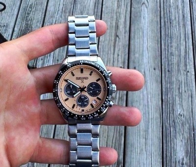 Seiko Prospex Speedtimer Chromongraph Solarquartz Salmon Dial 39mm 100m