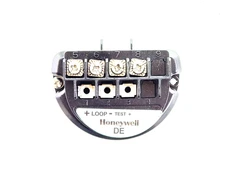 Honeywell 50086421-001 HART  Smartline Temperature Transmitter USED.