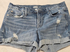 Old Navy Boyfriend Mid Rise Denim Shorts Women  s Size 6 Distressed