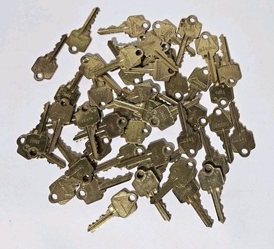 Lot of 48 Vintage ARROW Lock Old Brass Keys