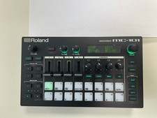 Roland MC-101 Groovebox