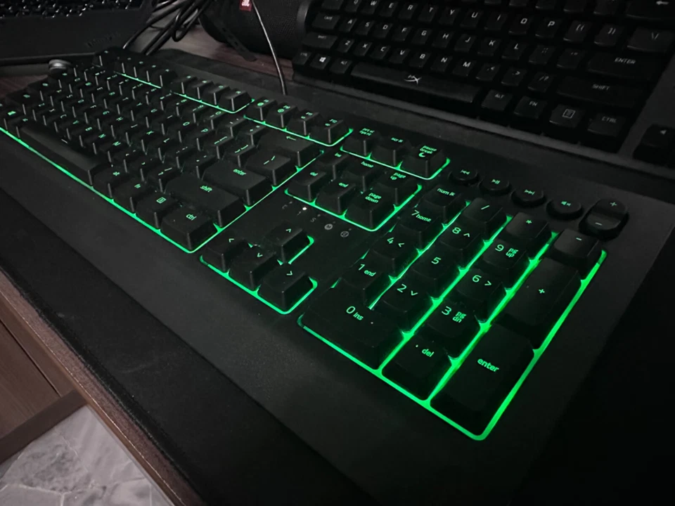 Razer Cynosa V2 Gaming Keyboard - Image 4 of 4