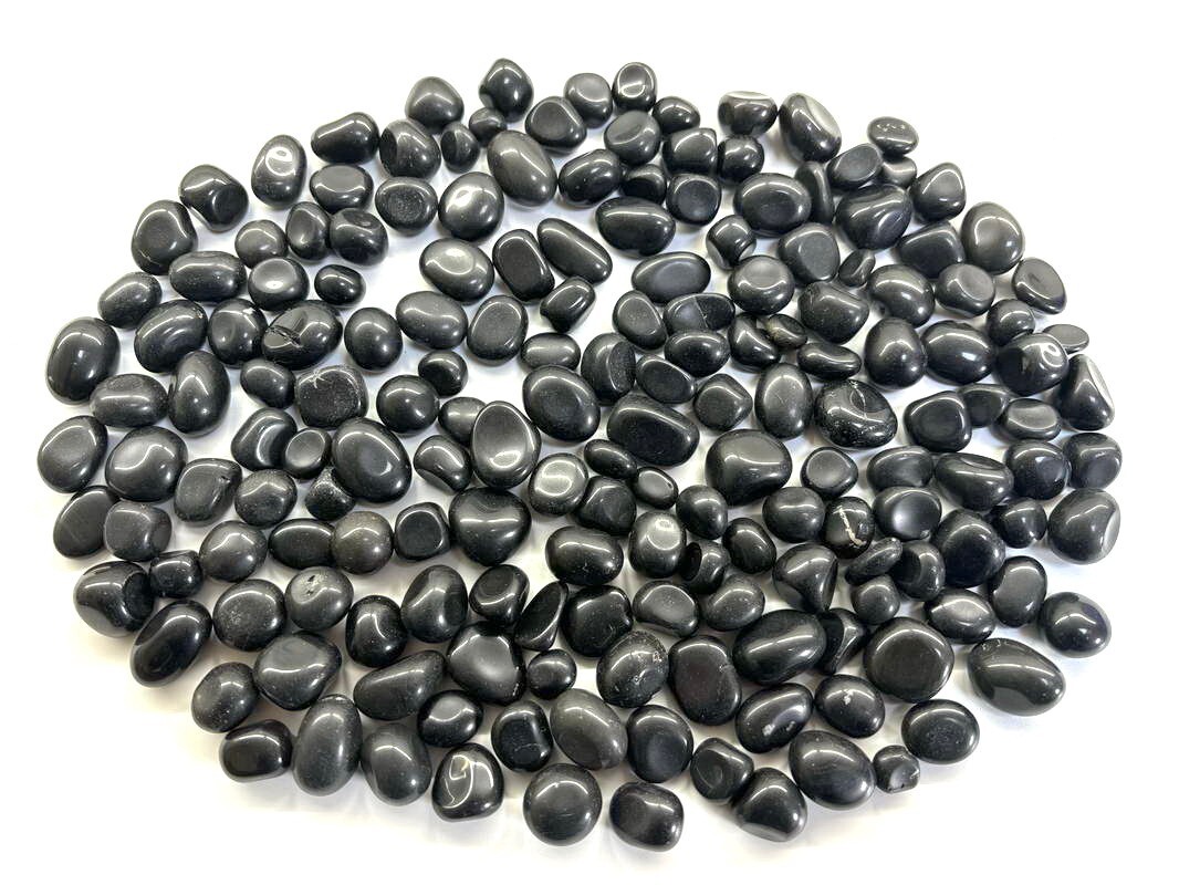 Astillas de roca de vidrio volcánico cristal piedra redonda de obsidiana negra 400 g/0,88 lb