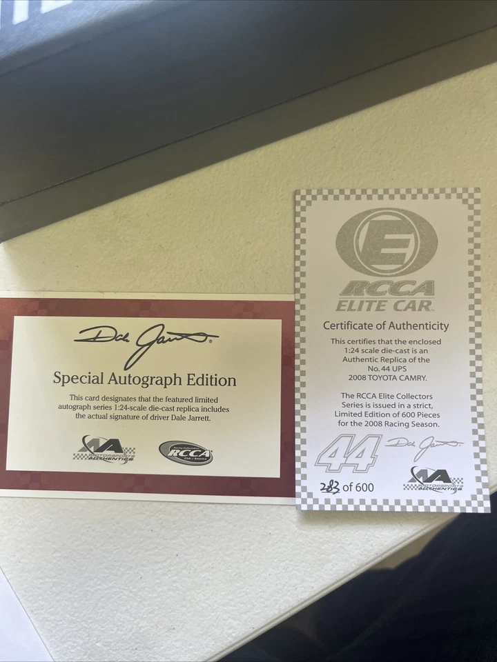 RCCA ELITE 1/24 DALE JARRETT 2008 UPS Toyoto Camry AUTOGRAPHED 283 /600 NEW - Image 3 of 4
