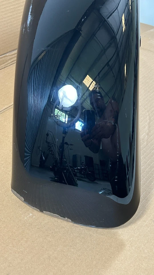 Harley Davidson OEM Fender Front Electra Glide 2011 - 2013 - Image 2 of 4