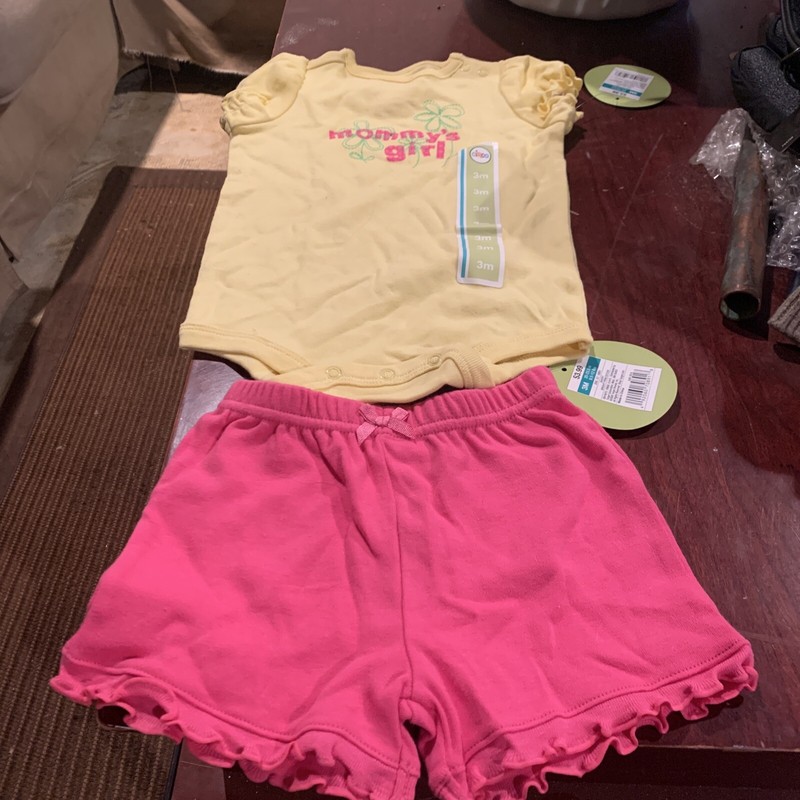 Baby Clothes. Size 20-23.5 inches; 8.5-12 lbs. Pink Shorts and Yellow. Brand New