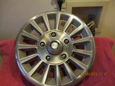 CHRYSLER CORPORATION MOPAR FACTORY OEM ONE HUBCAP 4126857 FREE SHIPPING