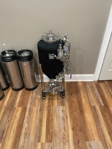 Ss Brewtech Unitank 2.0  - 7 gal Conical Latest Version -with spunding valve kit