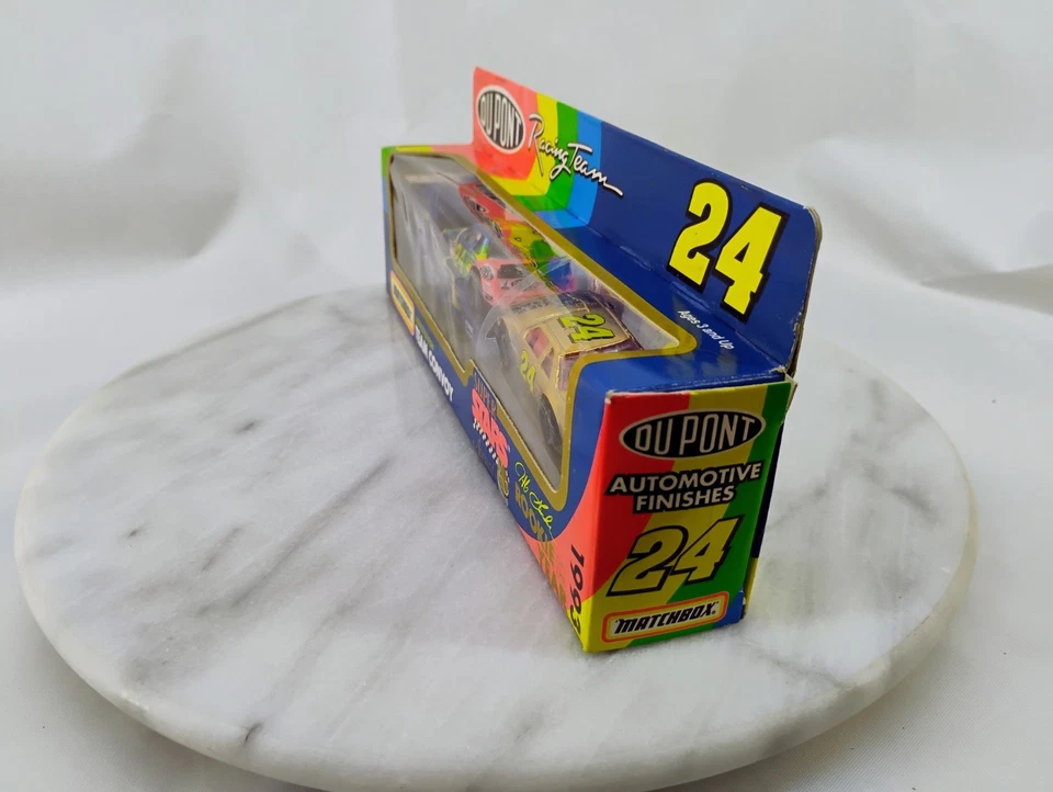 RARE Matchbox Jeff Gordon Dupont 1993 Rookie of the Year Team Convoy Gold Lumina - Image 4 of 4