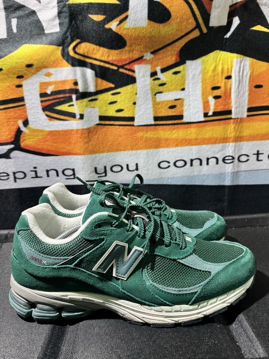 New Balance 2002R Marsh Green / New Spruce / Men's 12 / Women's