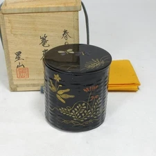 [B0456] Tea utensils, lacquerware, Echizen, Yamanaka-nuri, lacquer artist
