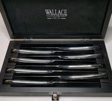 Wallace Silversmith 8 Piece Set Heavy Kitchen Knives With Hardwood Storage Case.
