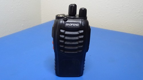 BAOFENG BF-888S UHF 400-470 MHz 5W Two-way Walkie-Talkie Radio - Picture 1 of 7