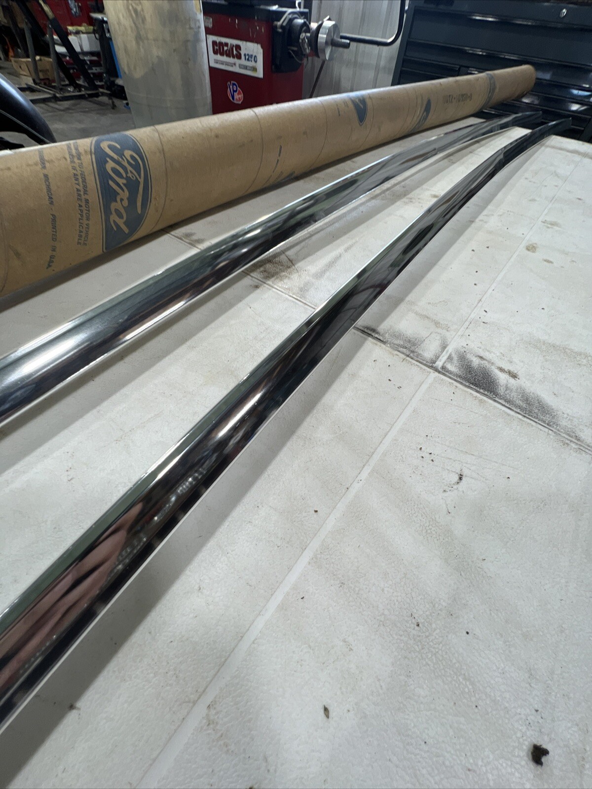 NOS OEM Ford 1970 1971 1972 Truck F100 Hood Lip Moulding Trim D0TZ