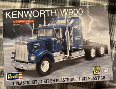 Revell  Historic Series   Kenworth W900.  1:25. #85-1507.