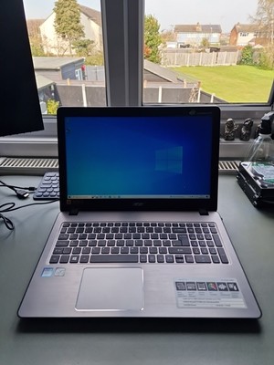 Acer Aspire F15 F5-573G-54XO gaming i5, GTX 950M