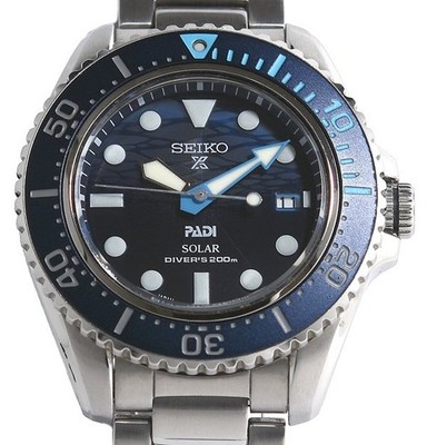 SEIKO PROSPEX PADI SPECIAL SBDJ057 V157-0DS0 Solar Diver Scuba Herrenuhr