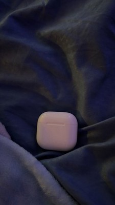 Apple AirPods Pro White Wireless Bluetooth In-Ear Earbuds w/ Charging Case