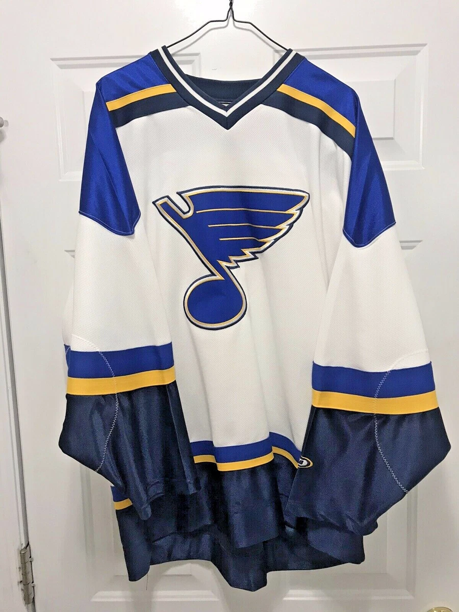 Vintage St. Louis Blues Pro Player NHL Western Conference Hockey Jersey  Size L