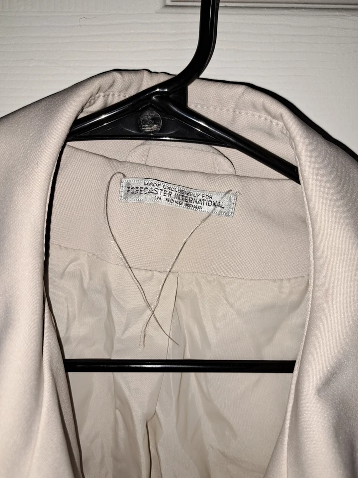 Forecaster International Women Trench Coat Beige Size XL - Image 3 of 4