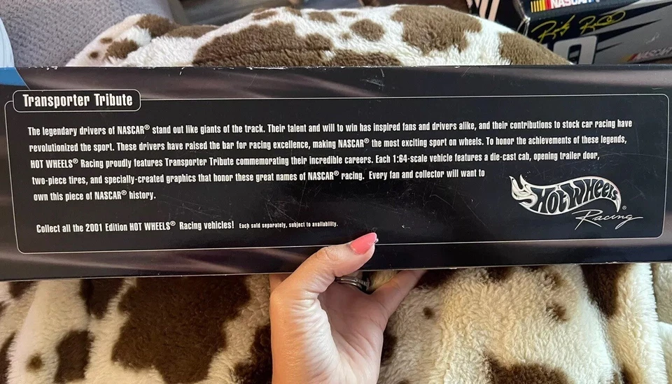 Camión de transporte tributo Richard Petty 2001 Hot Wheels Nascar firmado Foto 3 de 3