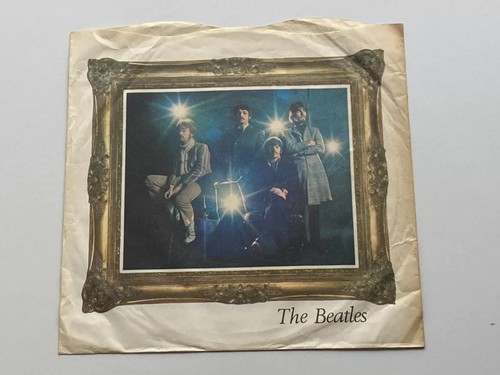 THE BEATLES - Strawberry Fields Forever / Penny Lane Parlophone 7” in PIC SLEEVE