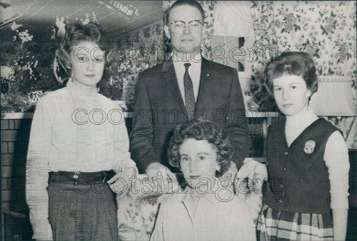 1959 Press Photo Maine Governor John H Reed With His Family | eBay