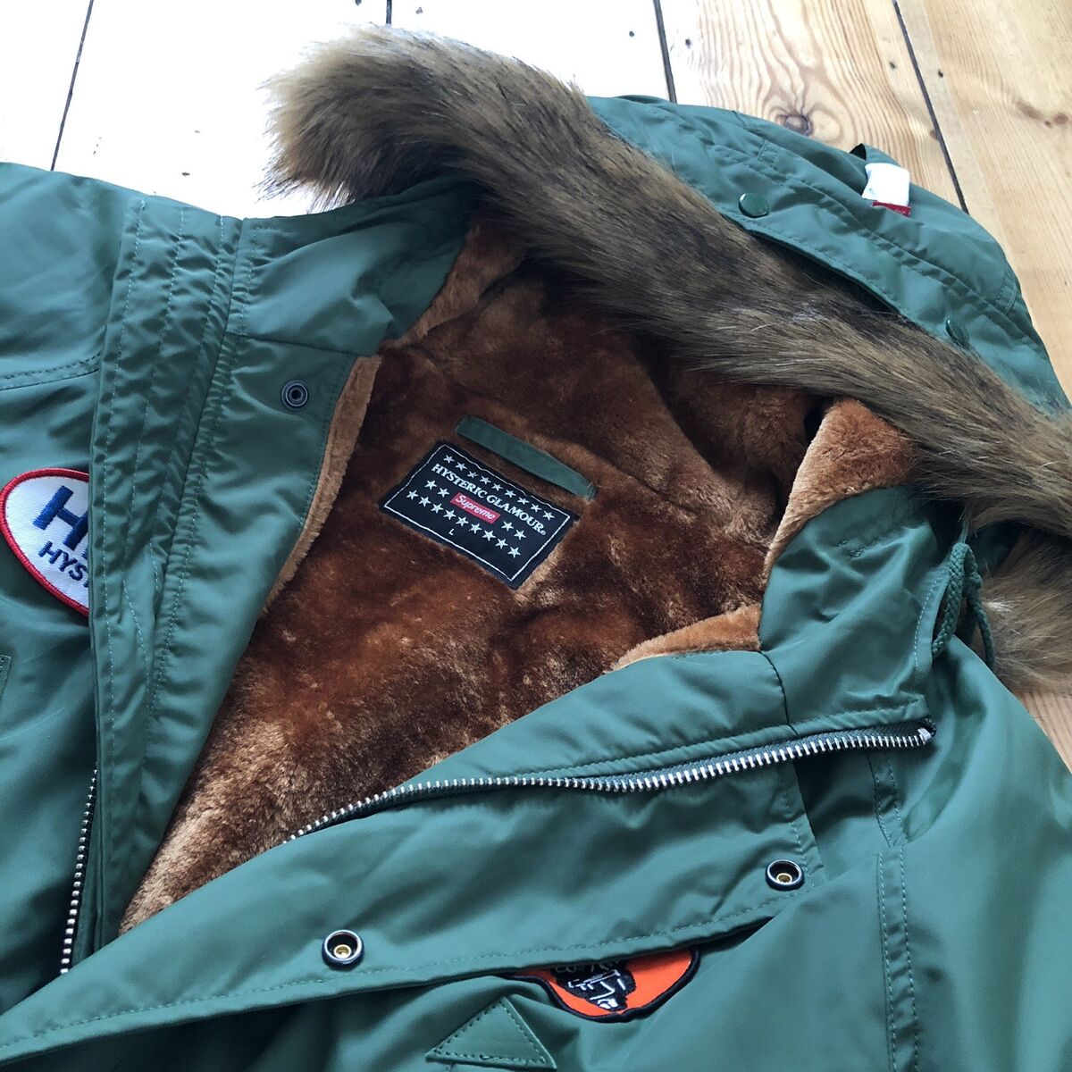 SUPREME Hysteric Glamour N-3B/FW17 Parka. Size Large. Green SUPREME Hysteric Glamour N-3B/FW17 Parka. Size Large. Green