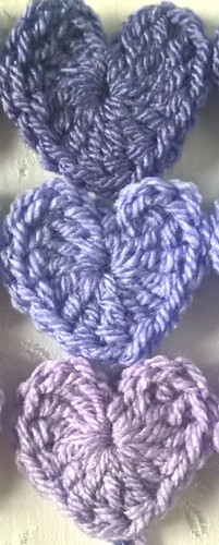 Foxy Flowers 9 Hand Crochet Applique Mixed Purple Hearts - 4cm x 4cm - Picture 2 of 6