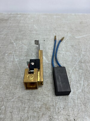 MERSEN Brush X7781 with Holder for Asynchronous Motors 1.25 X 1.00 X 2.50