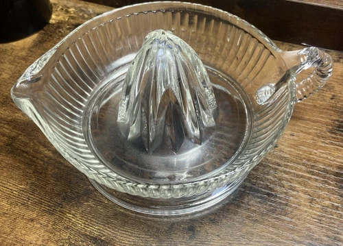 Vintage Citrus Juicer Heavy Glass Reamer Squeezer federal glass large