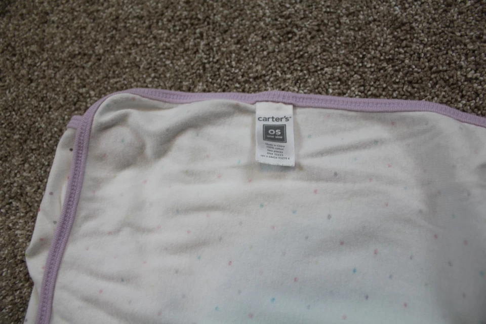 Детское одеяло Carter's белое фиолетовое хлопковое в горошек легкое для младенцев девочек - Изображение 4 из 4