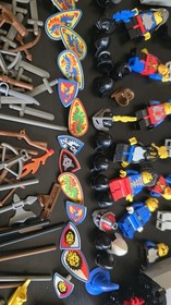 Huge Vintage LEGO Castle Bulk Lot 90s       1.12lb