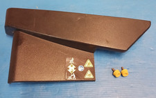 Jazzy Select / GT -- RIGHT SIDE BATTERY COVER SHROUD ASSEMBLY WITH THUMB SCREWS