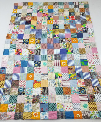 Vintage Handarbeit schöne Briefmarke Patchwork bunt Quilt 85x60 Zoll