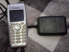 Vintage Sanyo RL 4920 Silver Cell Phone With Original Charger Collectible 2004