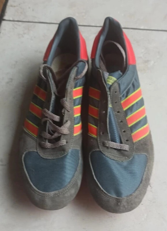 Pointes d'athlétisme Adidas Winner fabriquées en France taille 42