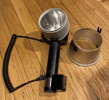 Vintage Graflite Strobe 250 Flash Unit w/Hood  PC Cord Lenzar Optics Untested