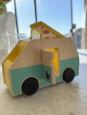 Lovevery Wooden Camper Locking Doors Van Go Montessori Play Toy Adventure