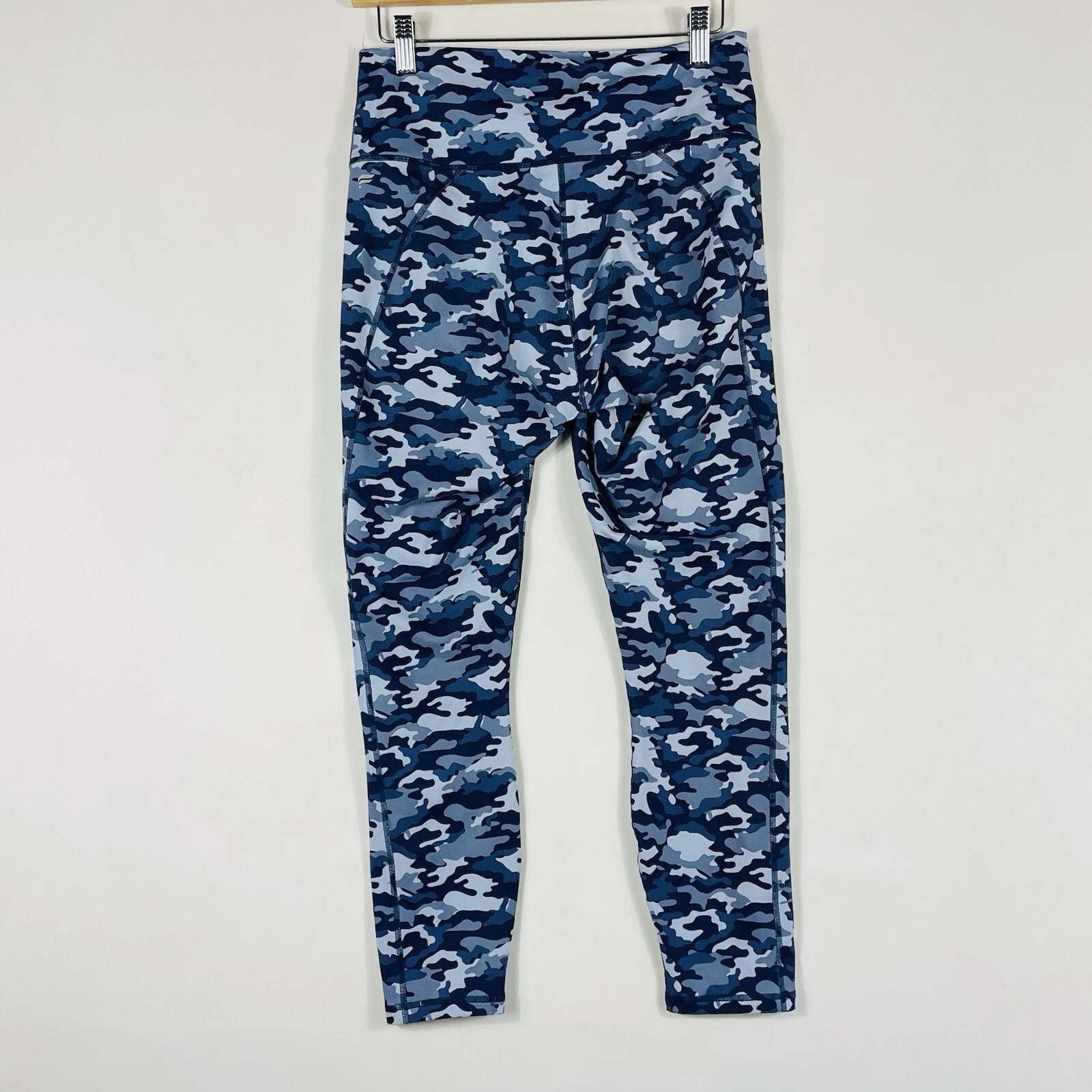 fabletics camouflage camo compression 7/8 leggings