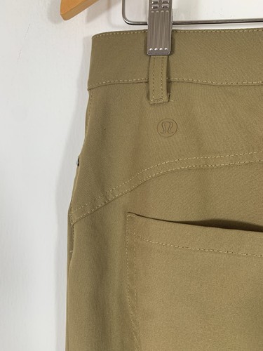 Lululemon Damen City schlank 5 Taschen breite Bein Hose Artefakt Gr. 30 - Bild 5 von 10
