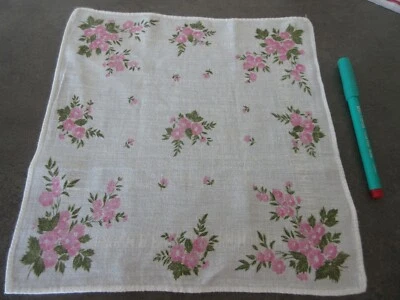 Mouchoir de femme vintage fleurs rose et vert toile légère 26 X 27,3 cm - Photo 1/3