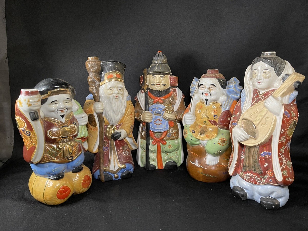 Lot = 5 Vintage Hand Painted Kamotsuru Sake Porcelain Bottle