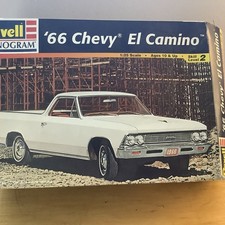 Vintage Revell Monogram Modellauto Bausatz - '66 Chevy El Camino Box geöffnet 1:25