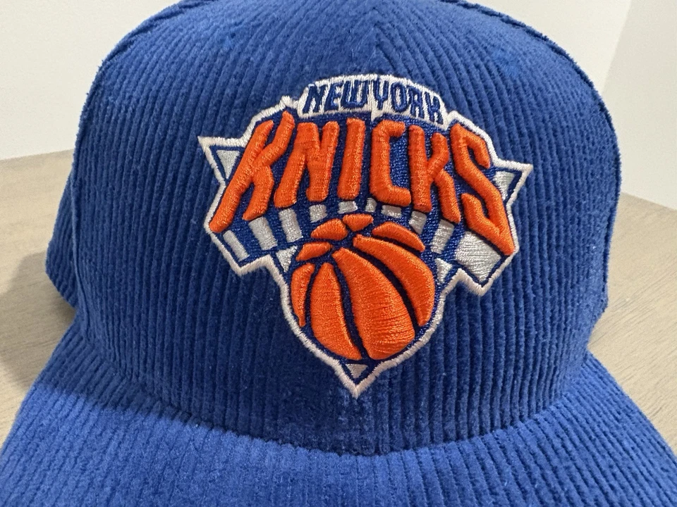 New Era New York Knicks Fitted Hat Corduroy 7 1/2 59Fifty - Image 2 of 4