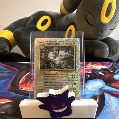 Magneton 28/102 Legendary Collection Holo