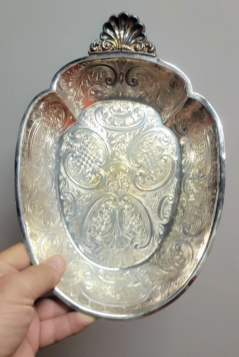 Barker Ellis 1900-1940 Antique US Silver-Plated Platters & Trays