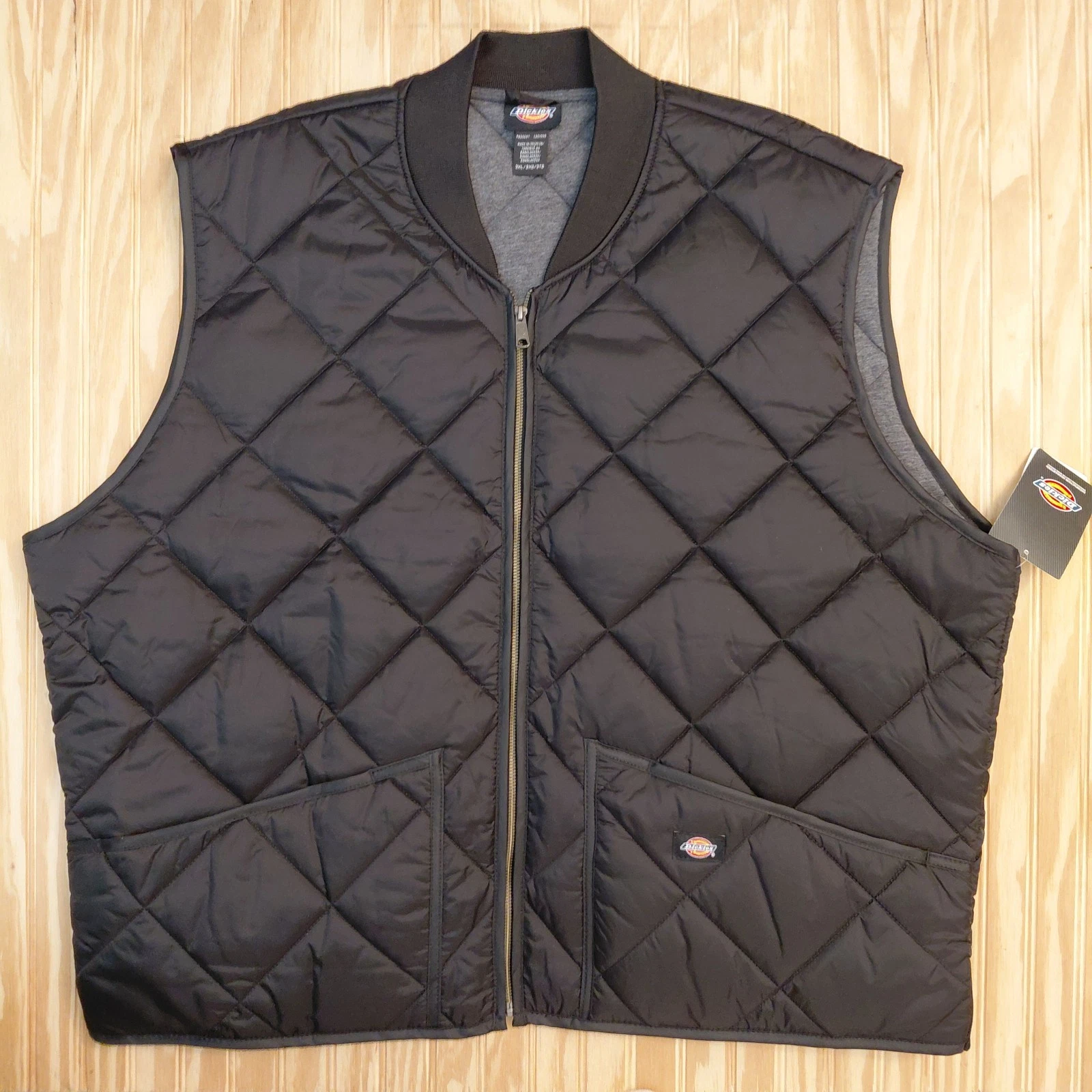 NWT Dickies Diamond Quilted Vest Insulated Lined Black Nylon Workwear Men's 3XL
Opens in a new windo